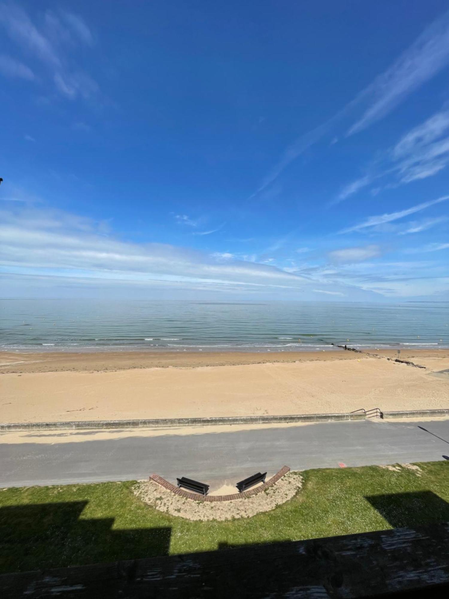 Appartement Vu Sur Mer Cabourg Exterior foto